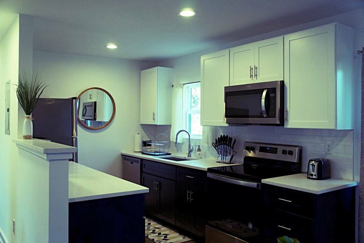 1530 Hawthorne Ln Apartments in Plaza Midwood, Charlotte, NC 28205 Zumper