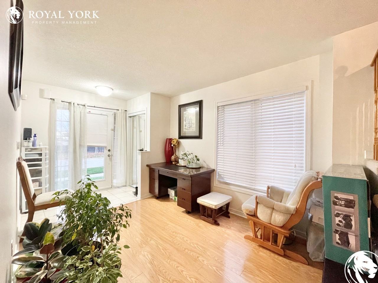 33 Stonewood St - Photo 2 of 30