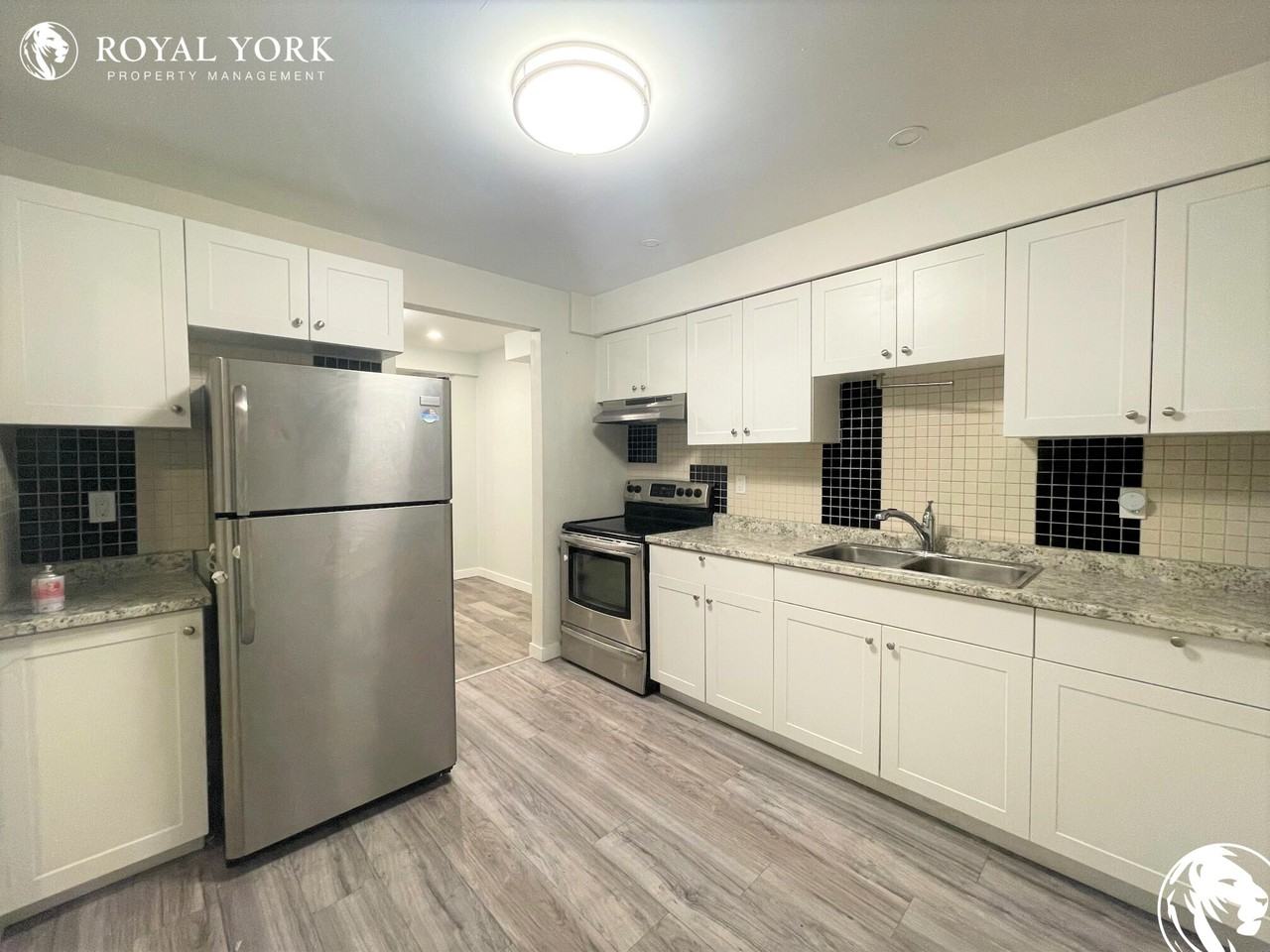 498 Grey St #B - Photo 2 of 35