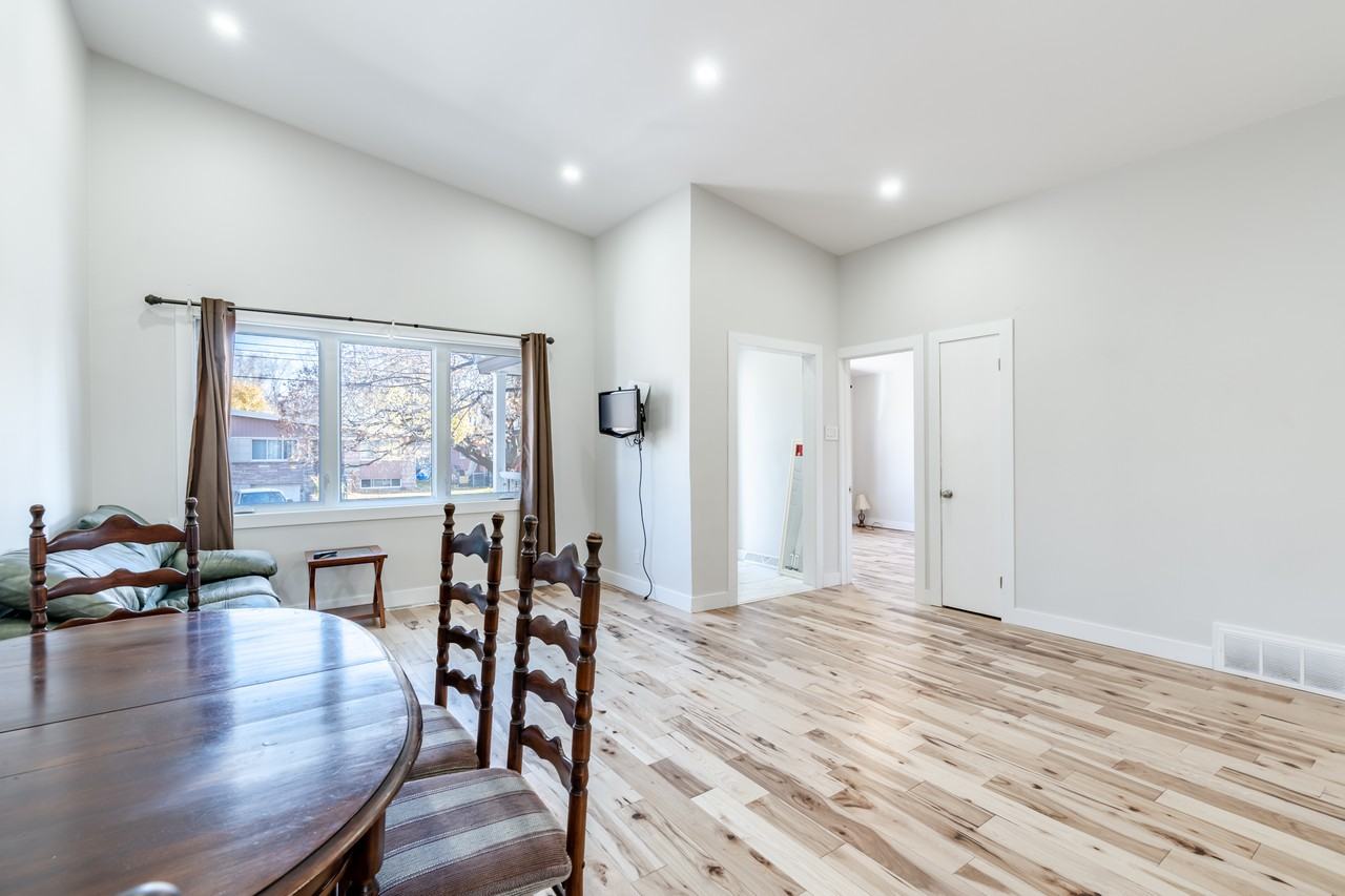 628 Boulevard Pine Beach - Photo 2 of 26