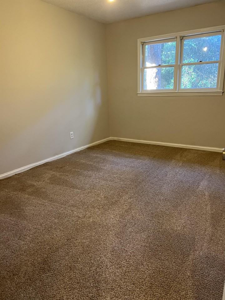 Coach Lee Hill Blvd #118 - 1 - Photo 3 of 8