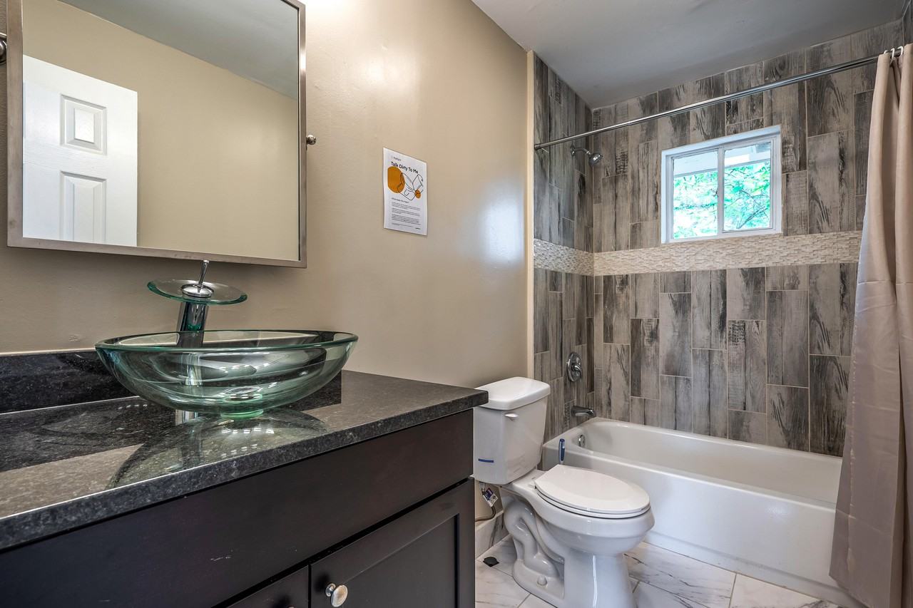 Huntoon Pl - Photo 3 of 25