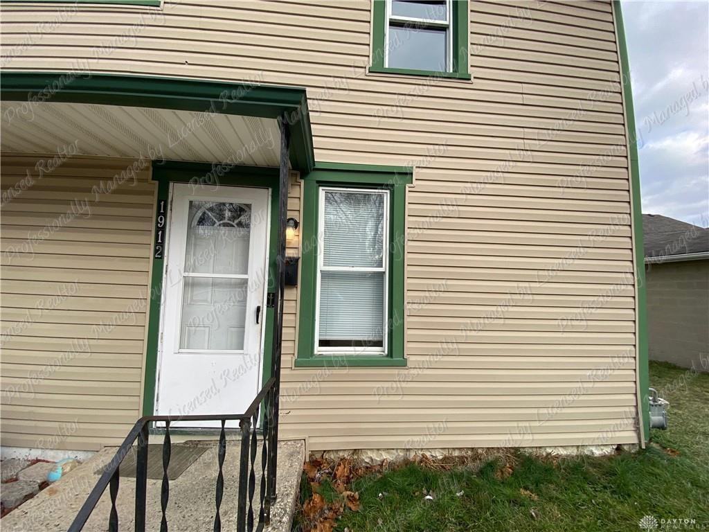 1912 Hillside Ave - Photo 2 of 15