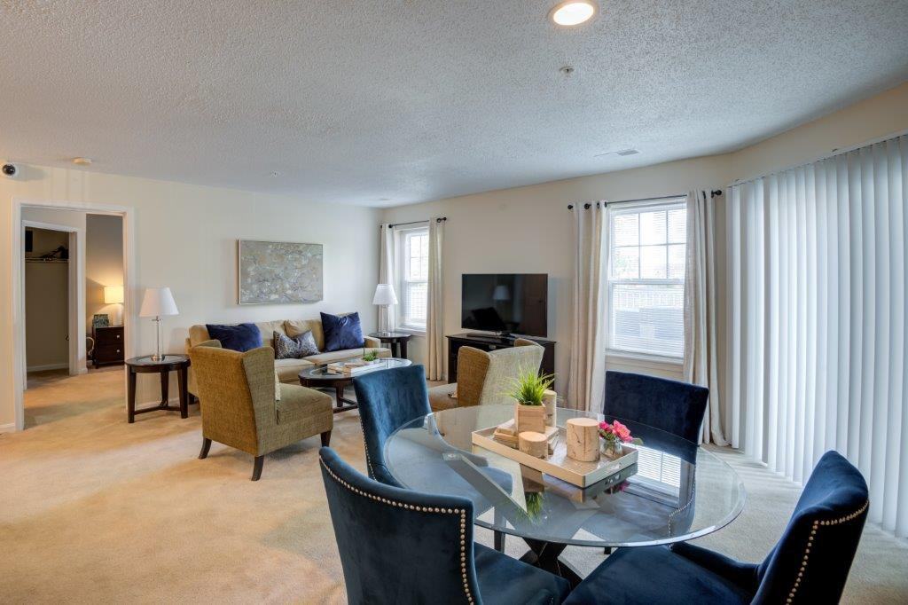 The Apartments at Diamond Ridge - Photo 5 of 26