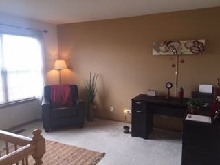 209 Jasmine Cir - Photo 2 of 5