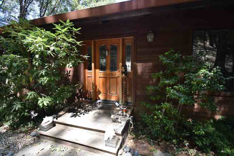 13885 Peardale Ln - Photo 2 of 27