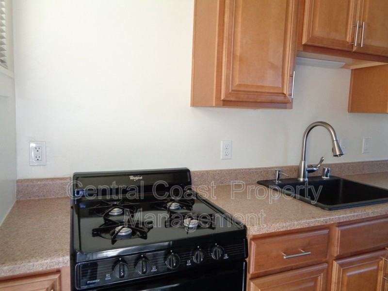 415 17th St - Photo 6 of 19