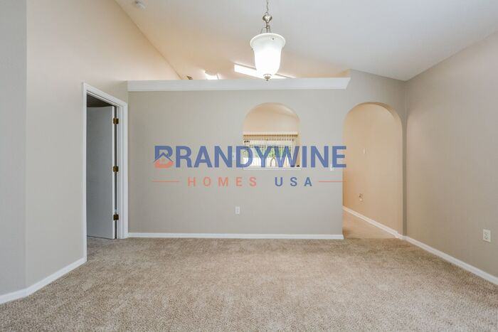 355 Placid Lake Dr - Photo 3 of 18