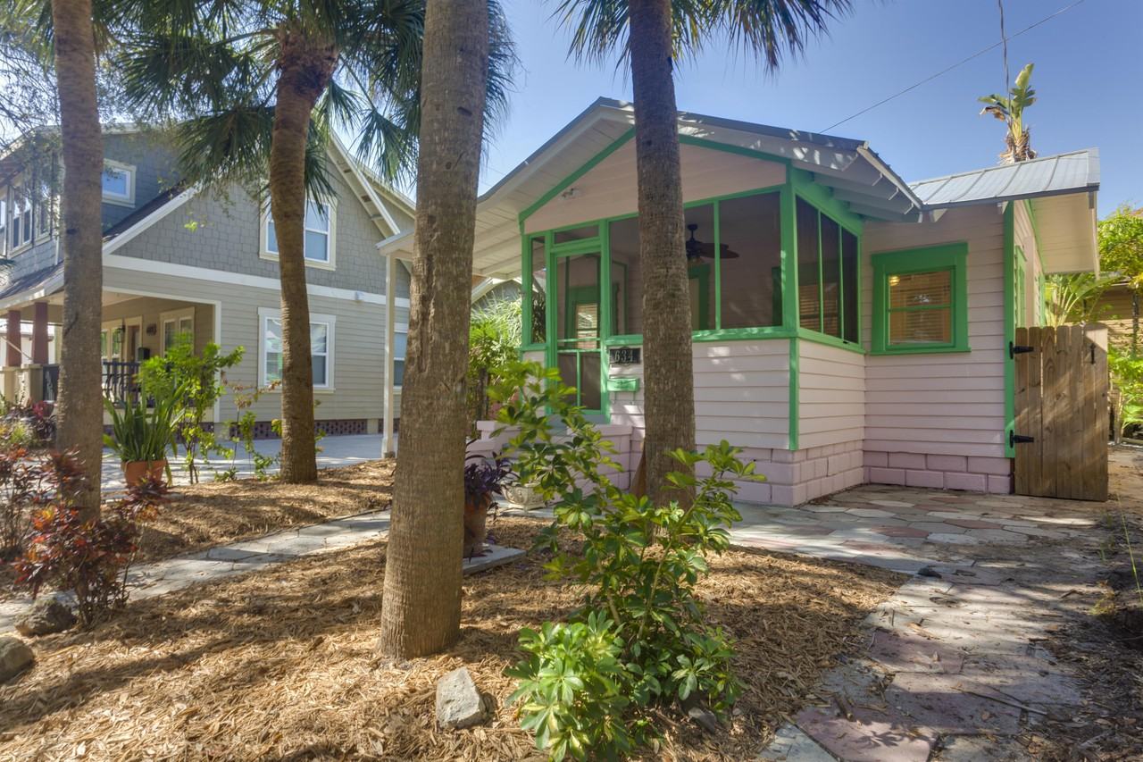 634 3rd St N #1 - Photo 2 of 42