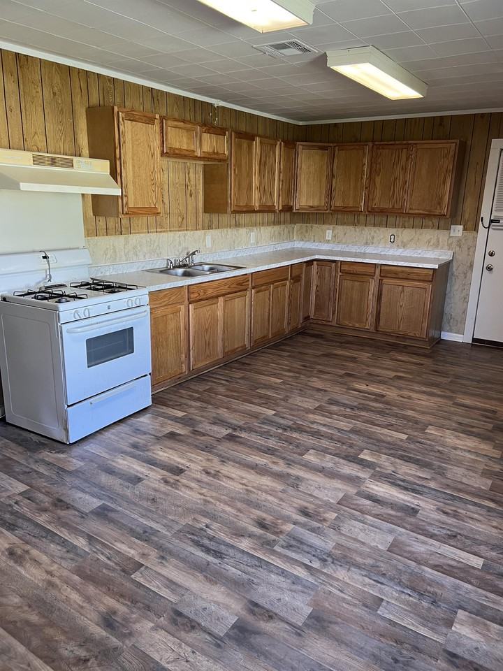 2408 Stanton St #1 - Photo 2 of 10