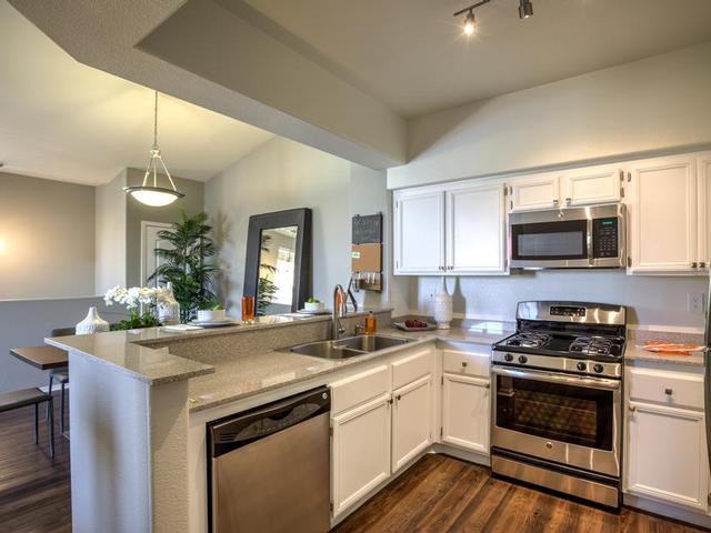 875 E Silverado Ranch Blvd - Photo 4 of 17