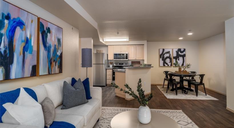 310 Cascade Pl - Photo 4 of 16