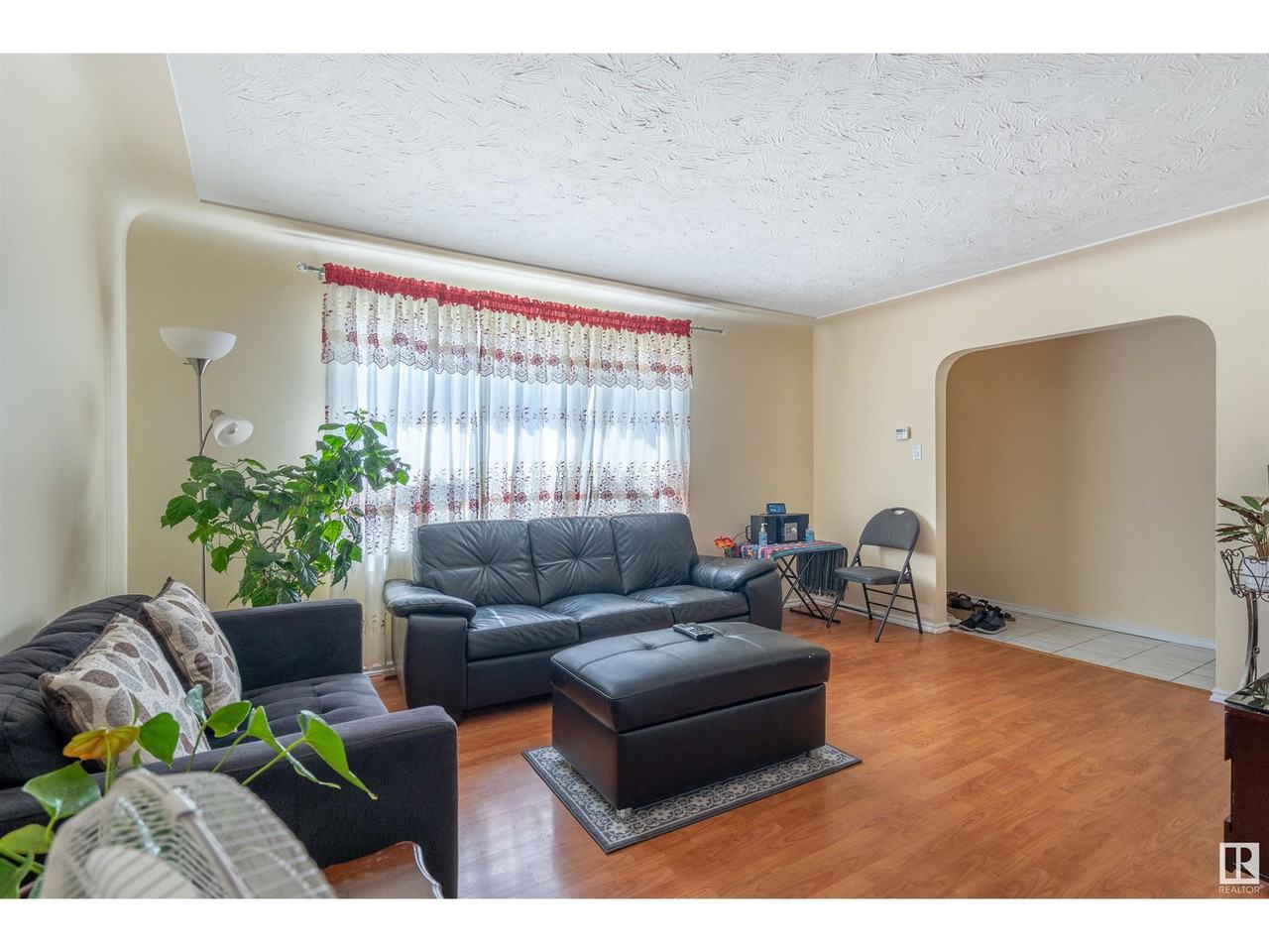 13108 120 Avenue Northwest - Photo 3 of 8