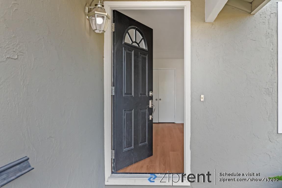 1295 Stardust Way #1295MAIN - Photo 3 of 21