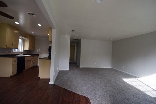 5233 Columbine Way - Photo 4 of 17