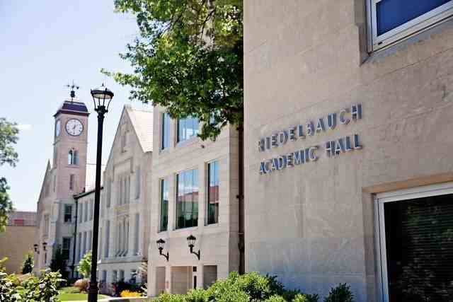 900 West Moss Avenue #1 - Photo 5 of 10