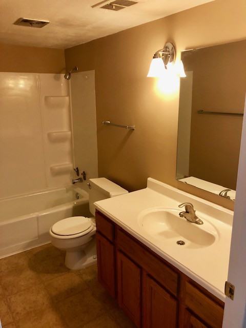 1308 West Covington Court #1 - Photo 5 of 9