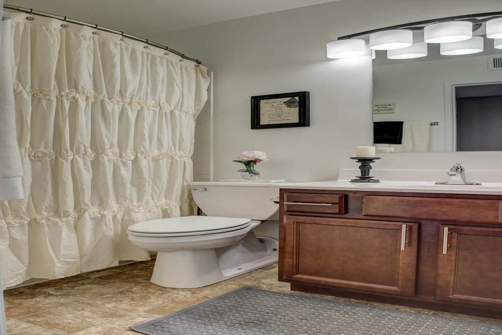 1412 West Glen Avenue #2 - Photo 4 of 9