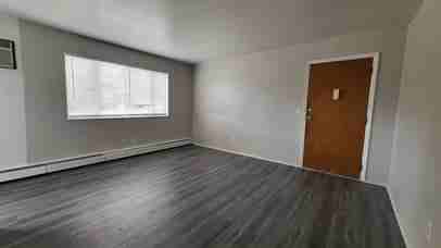 West 8th Street, 4004 (45205) - Photo 3 of 8