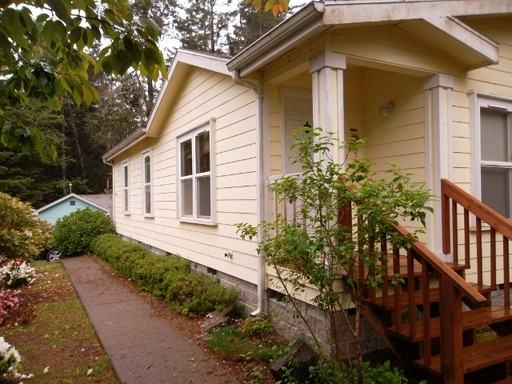 4951 Lake Dr - Photo 2 of 2