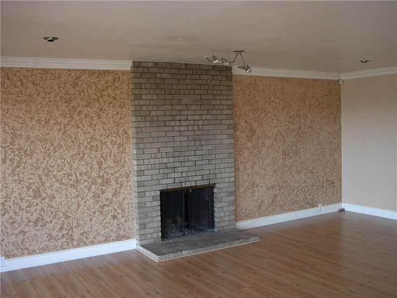 2614 Ponce Avenue - Photo 3 of 19