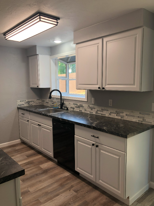 320 Kanuku St Se - Photo 3 of 10