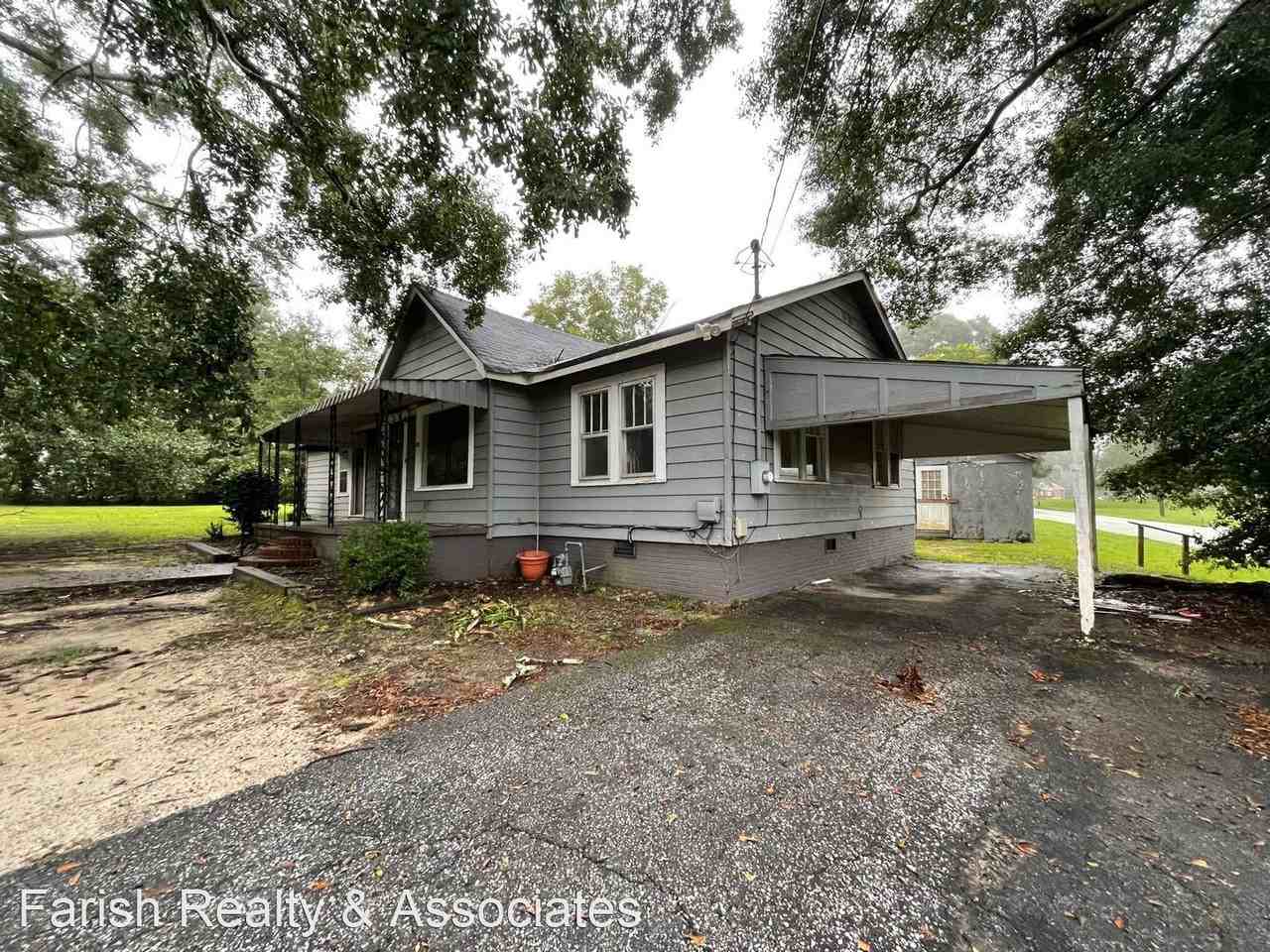 115 Elm St - Photo 2 of 15