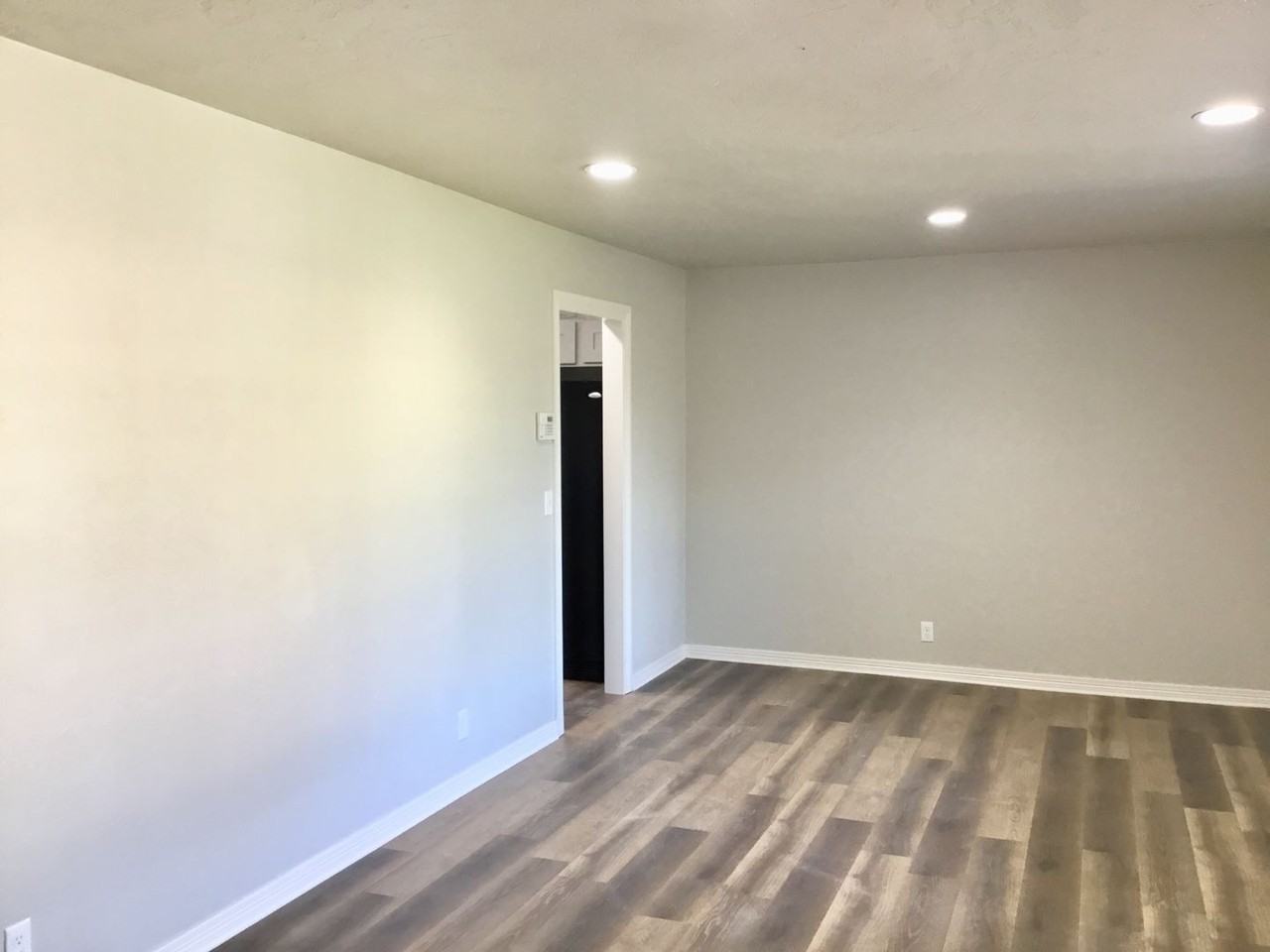 2608 Nw 111th St - Photo 2 of 17