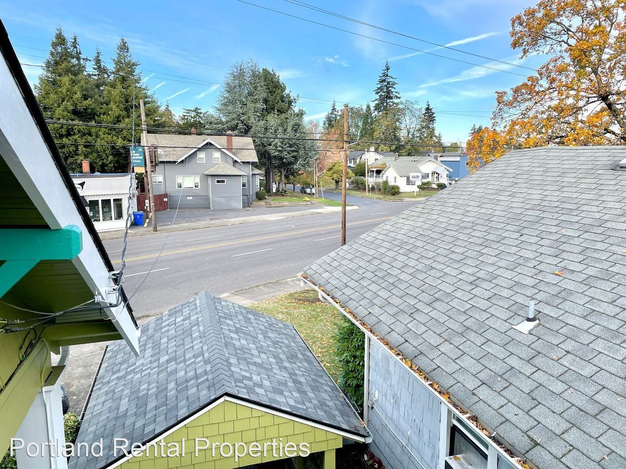 6026 NE Sandy Blvd - Photo 3 of 17