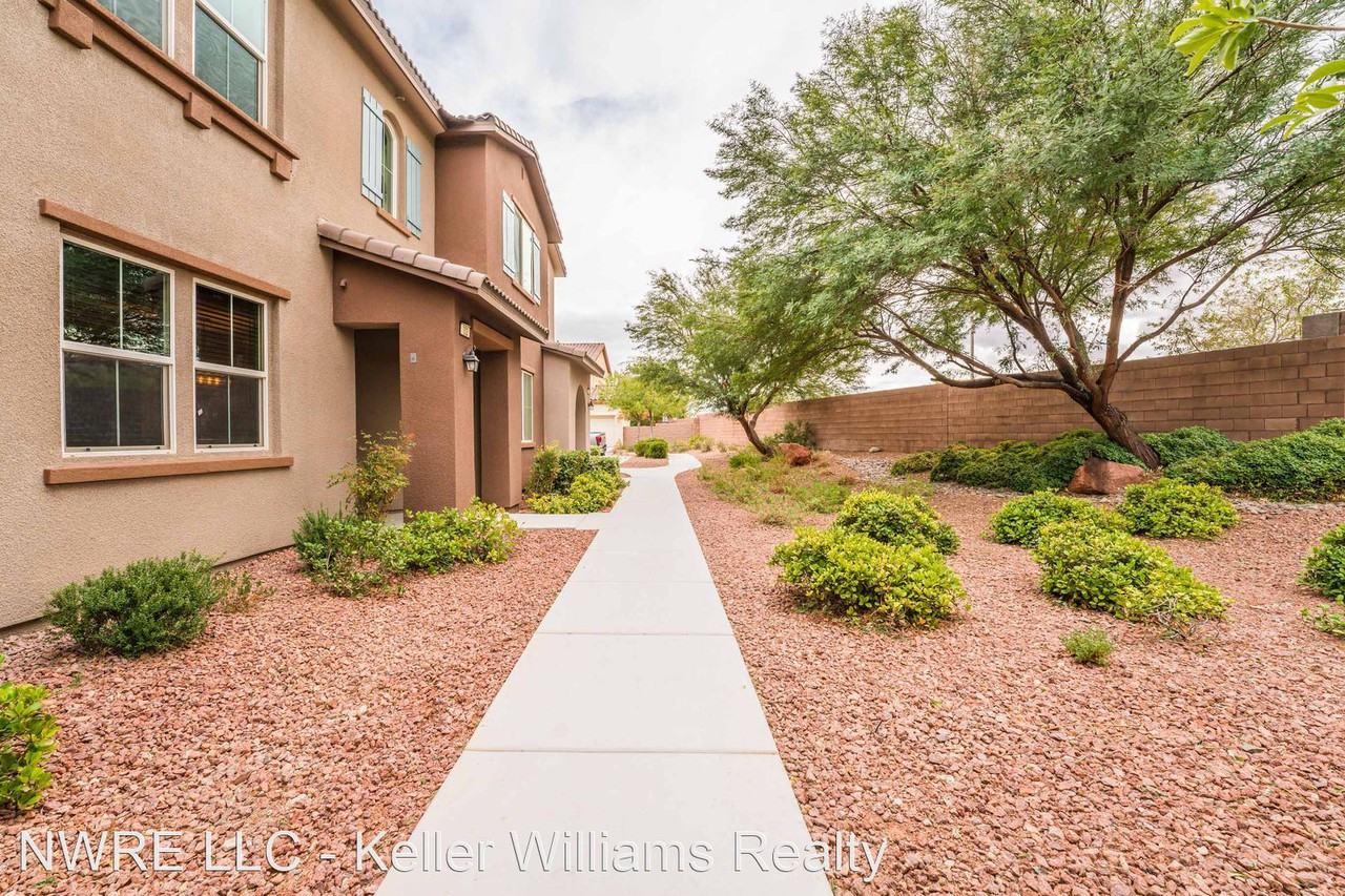 11402 Newton Commons Dr #102 - Photo 2 of 37