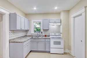 featured image of Evergreen Ave