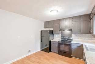 Candler Woods Dr - Photo 1 of 1