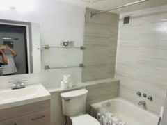 1333 Hornby Anchor Point 3 - Photo 2 of 17