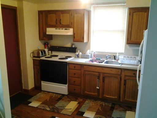 222 E Willow St - Photo 2 of 5