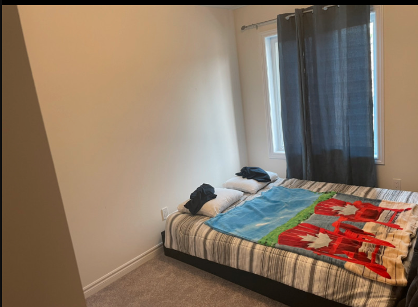 31 Bianca Crescent - Photo 3 of 6