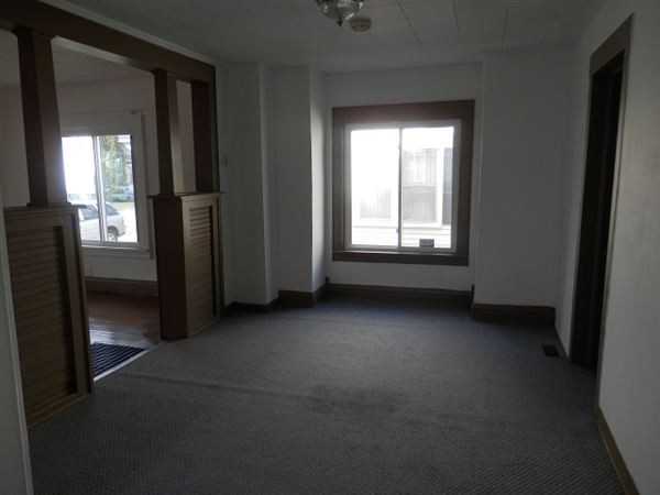 64 E Cleveland Ave - Photo 3 of 13