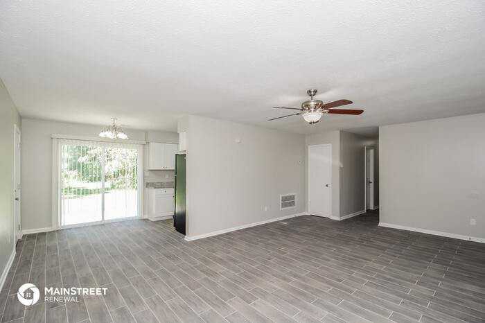2704 Aruba Dr - Photo 3 of 16