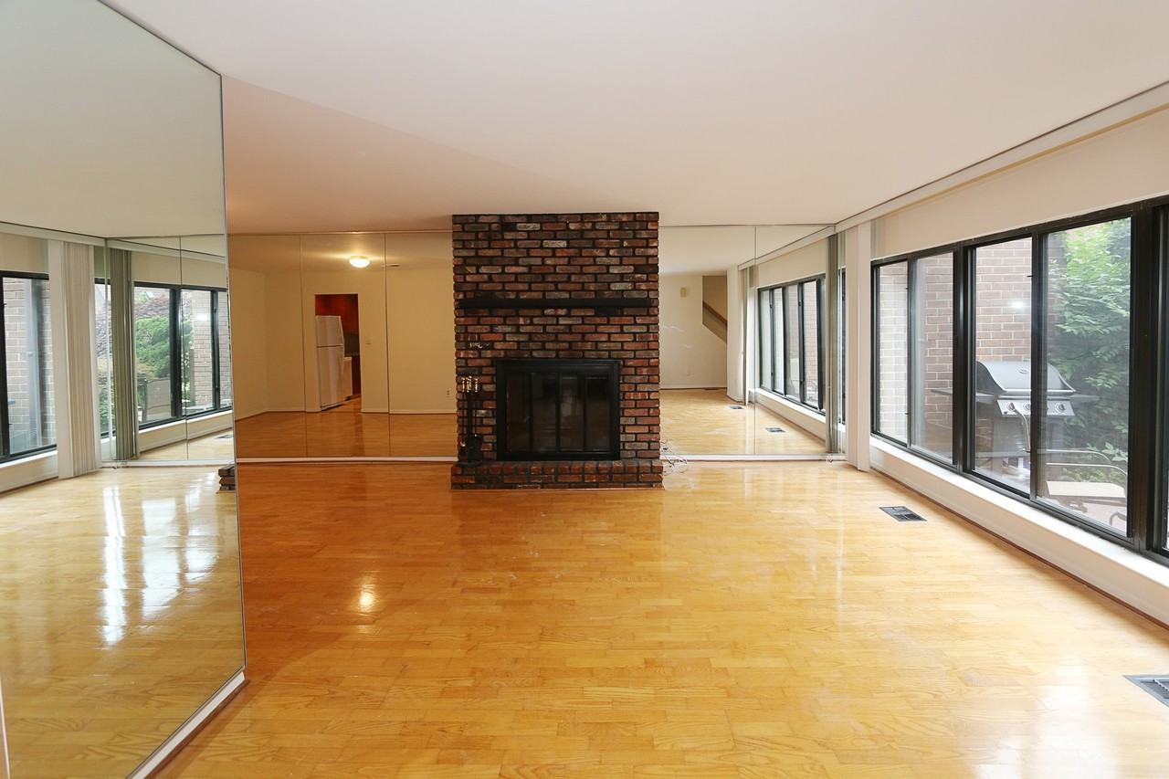 44 Chestnut Hill - Photo 2 of 18