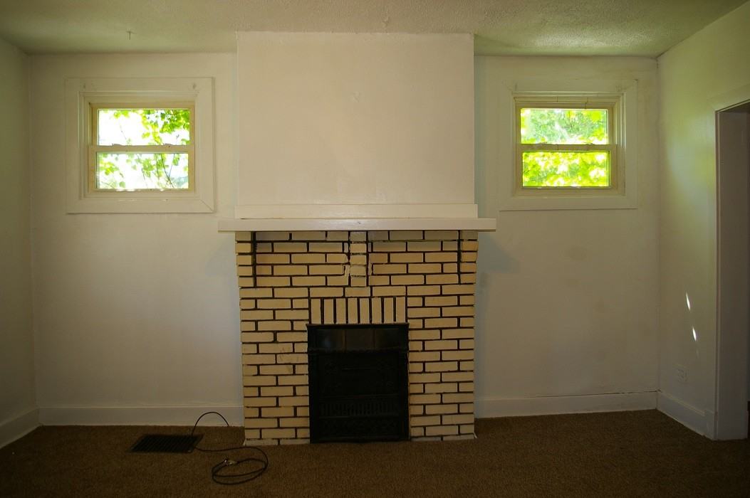 419 Freeland St - Photo 3 of 15