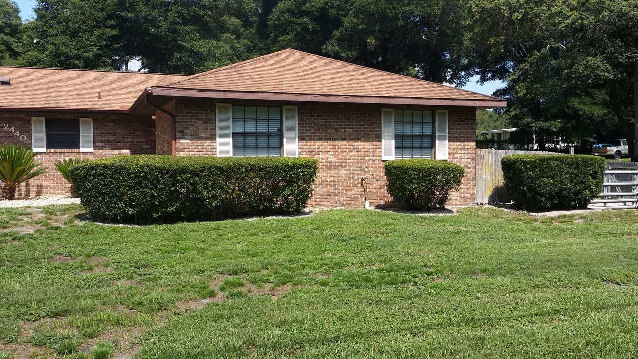 2440 Princeton Rd - Photo 2 of 16