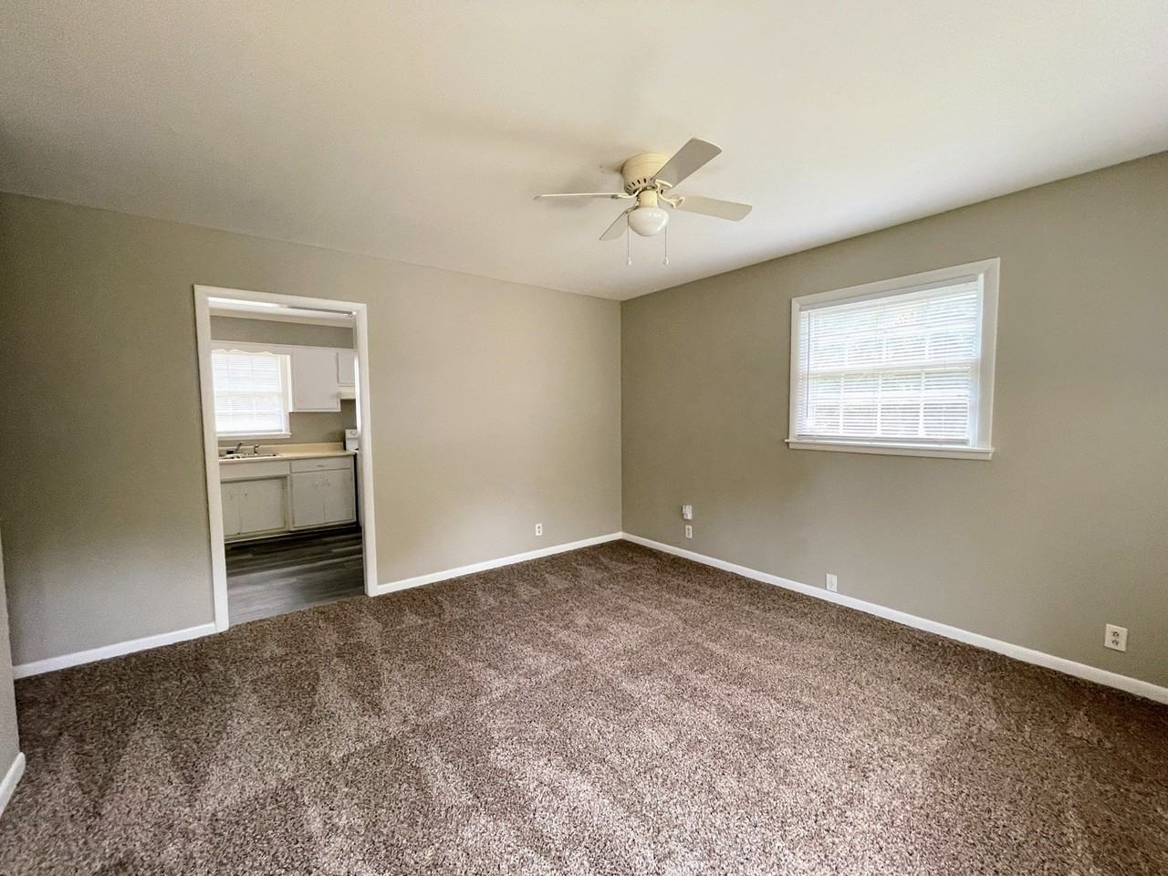 4305 Barry St Nw #1 - Photo 3 of 16