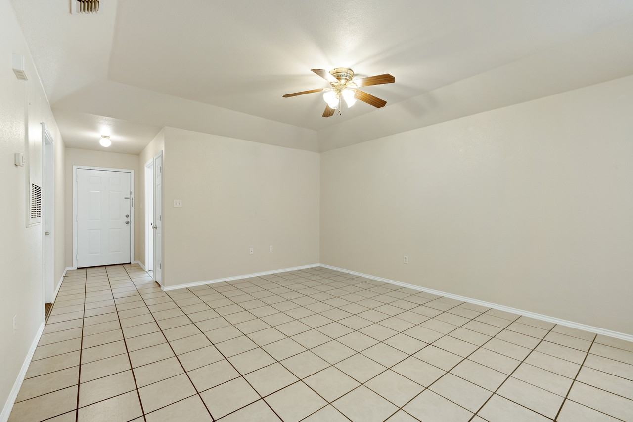 236 236 Rosalie DriveUnit A #1 - Photo 7 of 26