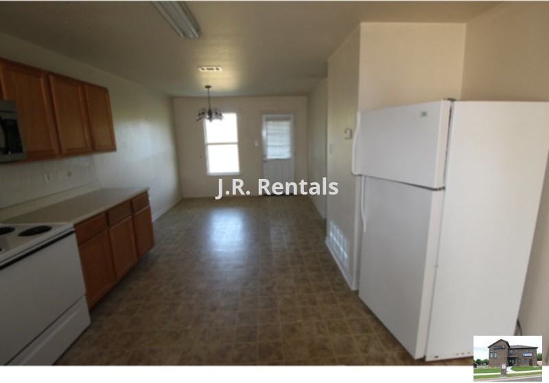 413 Brittney Way #C - Photo 5 of 20