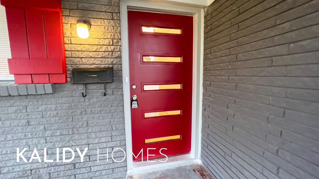2714 Tottingham Rd #1 - Photo 7 of 50