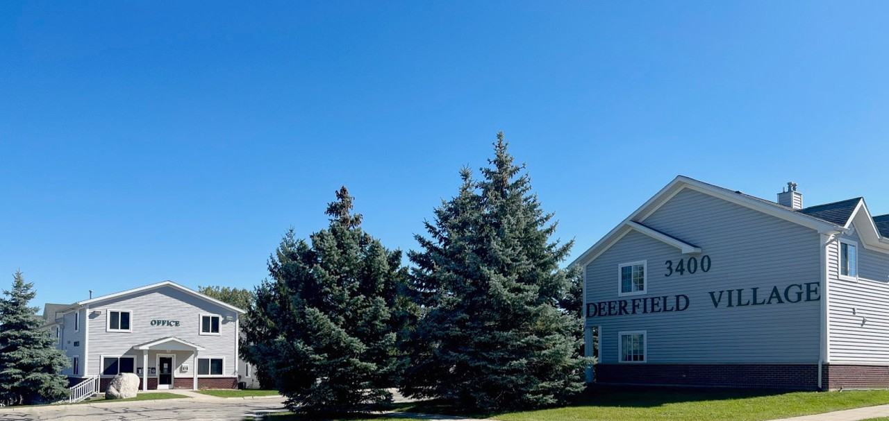 DEERFIELD VILLAGE APTS__157 - Photo 3 of 24