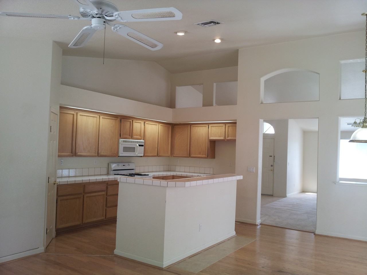 6501 Star Hawk Ct - Photo 3 of 5