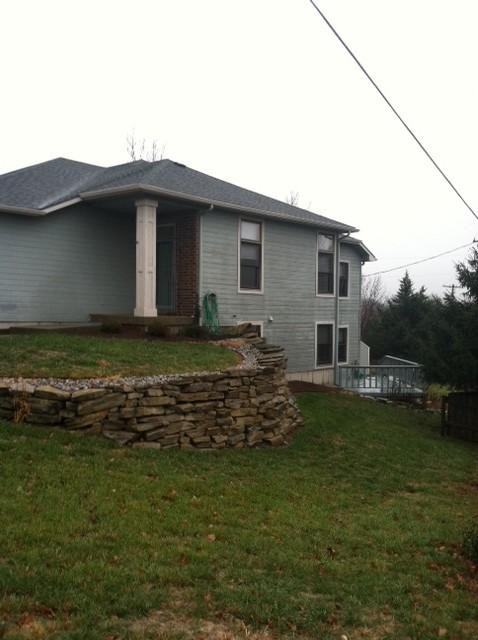 3721 Everett Dr - Photo 2 of 9