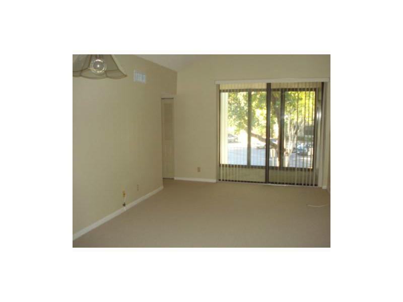 215 Lake Pointe Drive - Photo 3 of 6