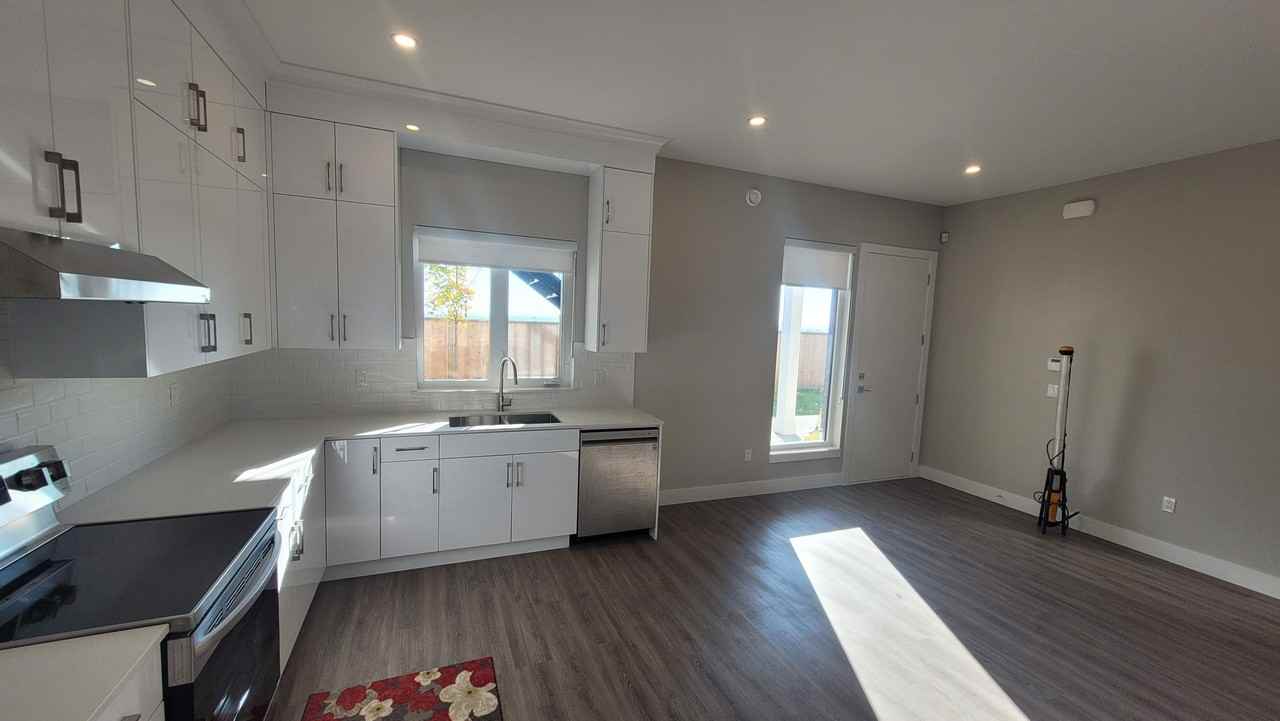 Rocklin St & Baycrest Ave - Photo 2 of 10