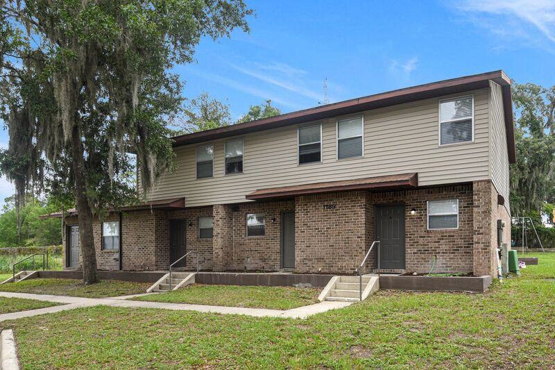 1195 Bentley Rd #4 - Photo 3 of 19